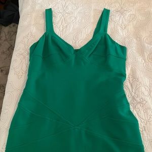Green body con dress